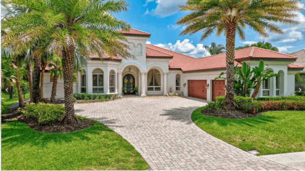 14742 WATERCHASE BLVD, TAMPA, FL 33626