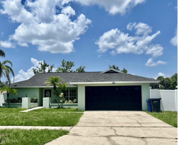 10902 WINGATE DR, TAMPA, FL 33624