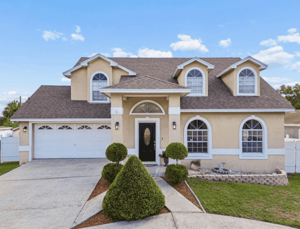 10735 SE DRUMMOND RD, TAMPA, FL 33615